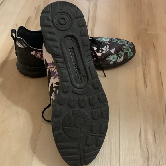 Adidas ZX Flux shoes - Picture 5 of 8